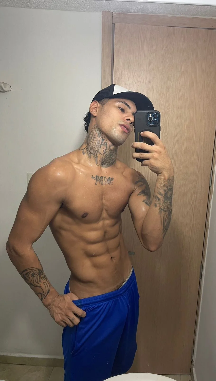 XXX Porn Photo of Nude seth_bllack1 4