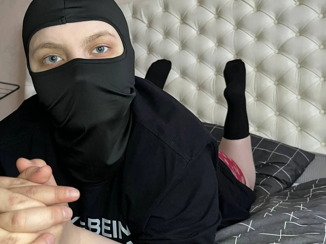 XXX Porn Photo of Nude BlazingFenrir 2