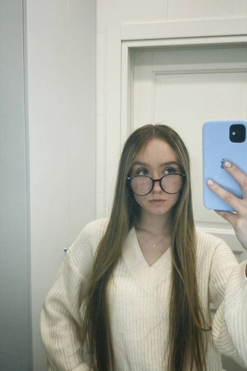 XXX Porn Photo of Nude HollisBeckett 1