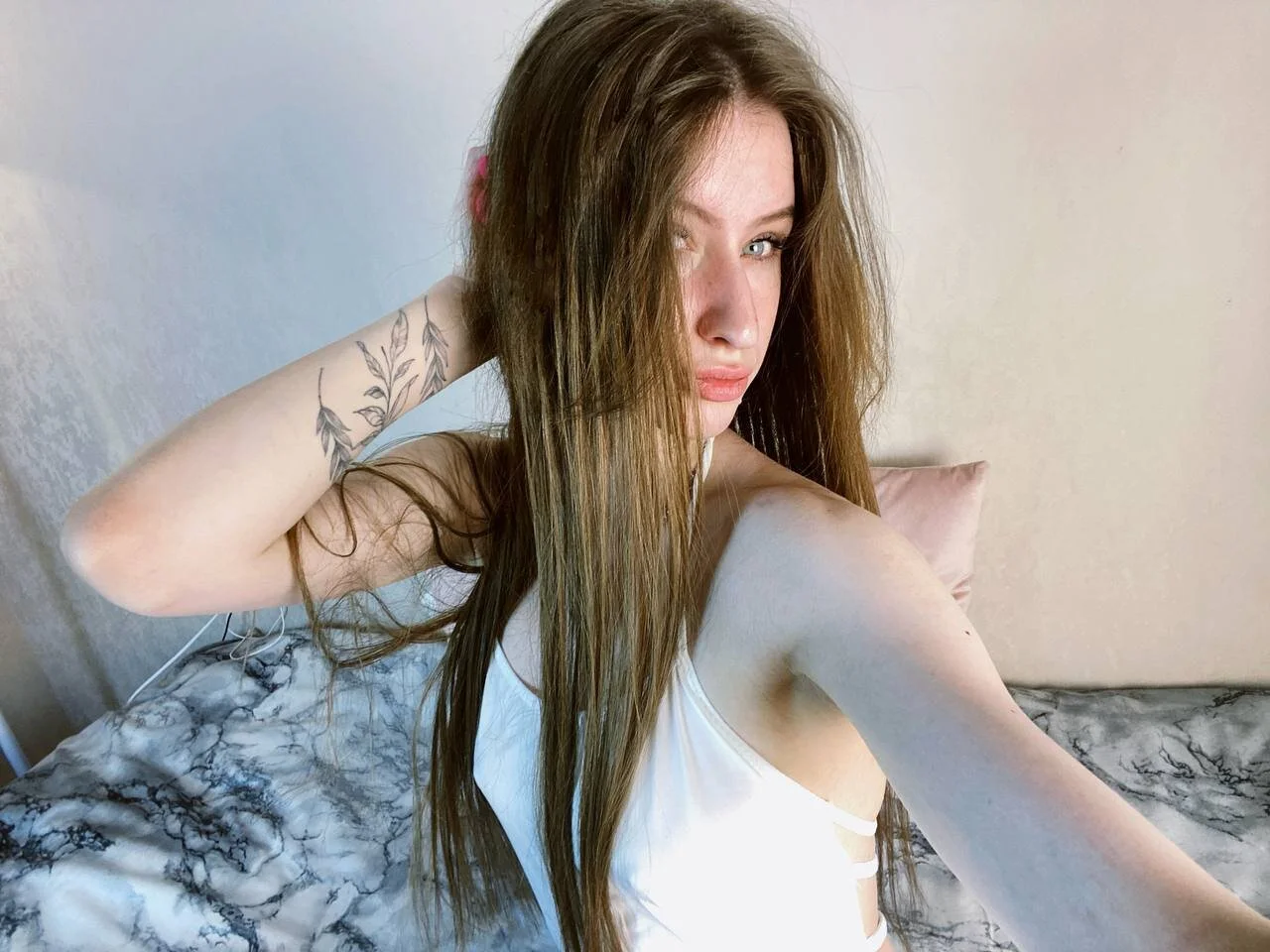 XXX Porn Photo of Nude EllieRough 33