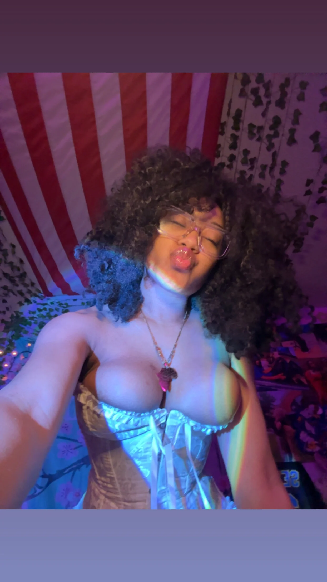 XXX Porn Photo of Nude lifeoftt_19xx 473