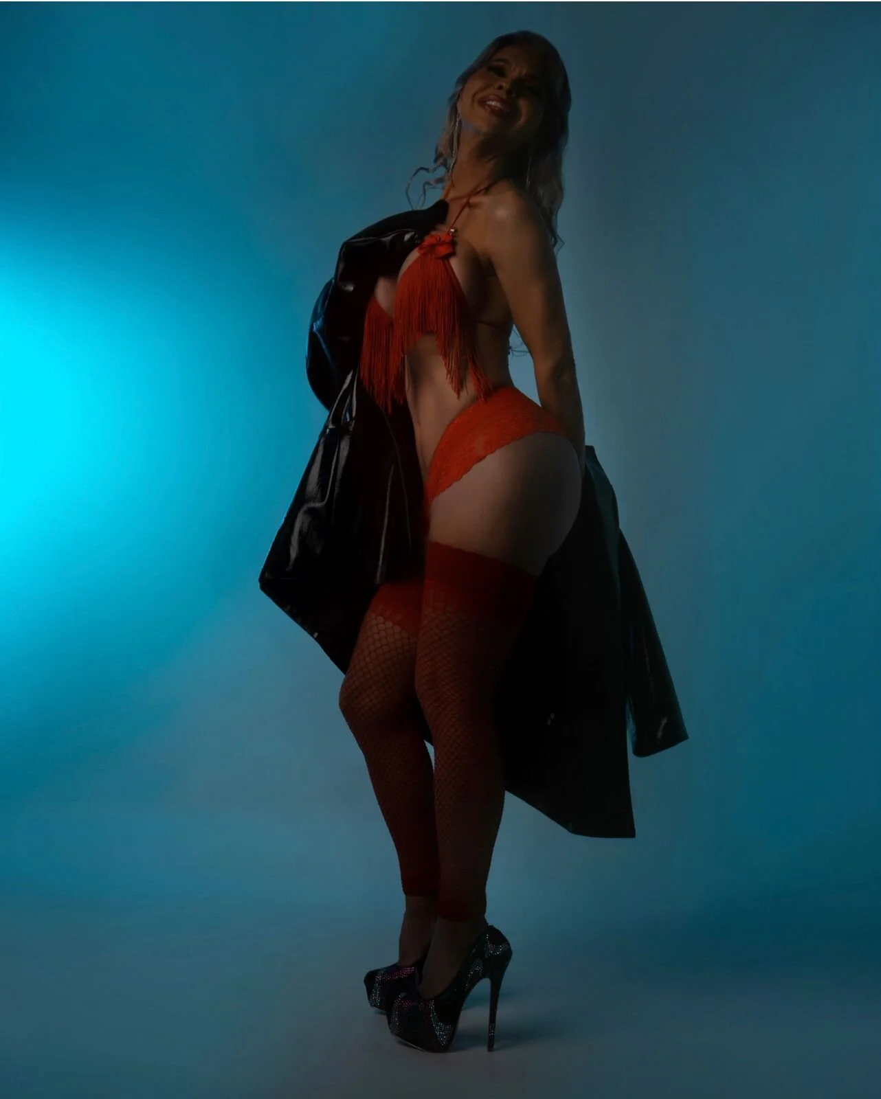 XXX Porn Photo of Nude mia_beatles 2