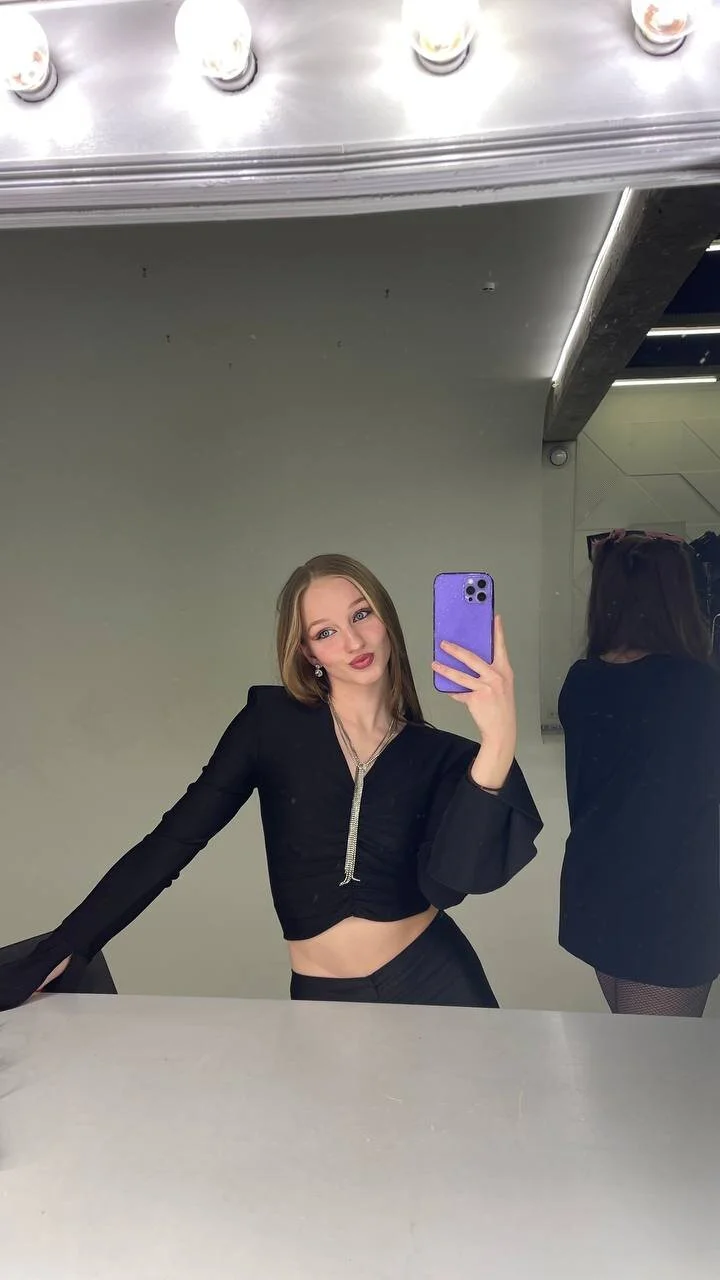 XXX Porn Photo of Nude Anika_Socutehe 5