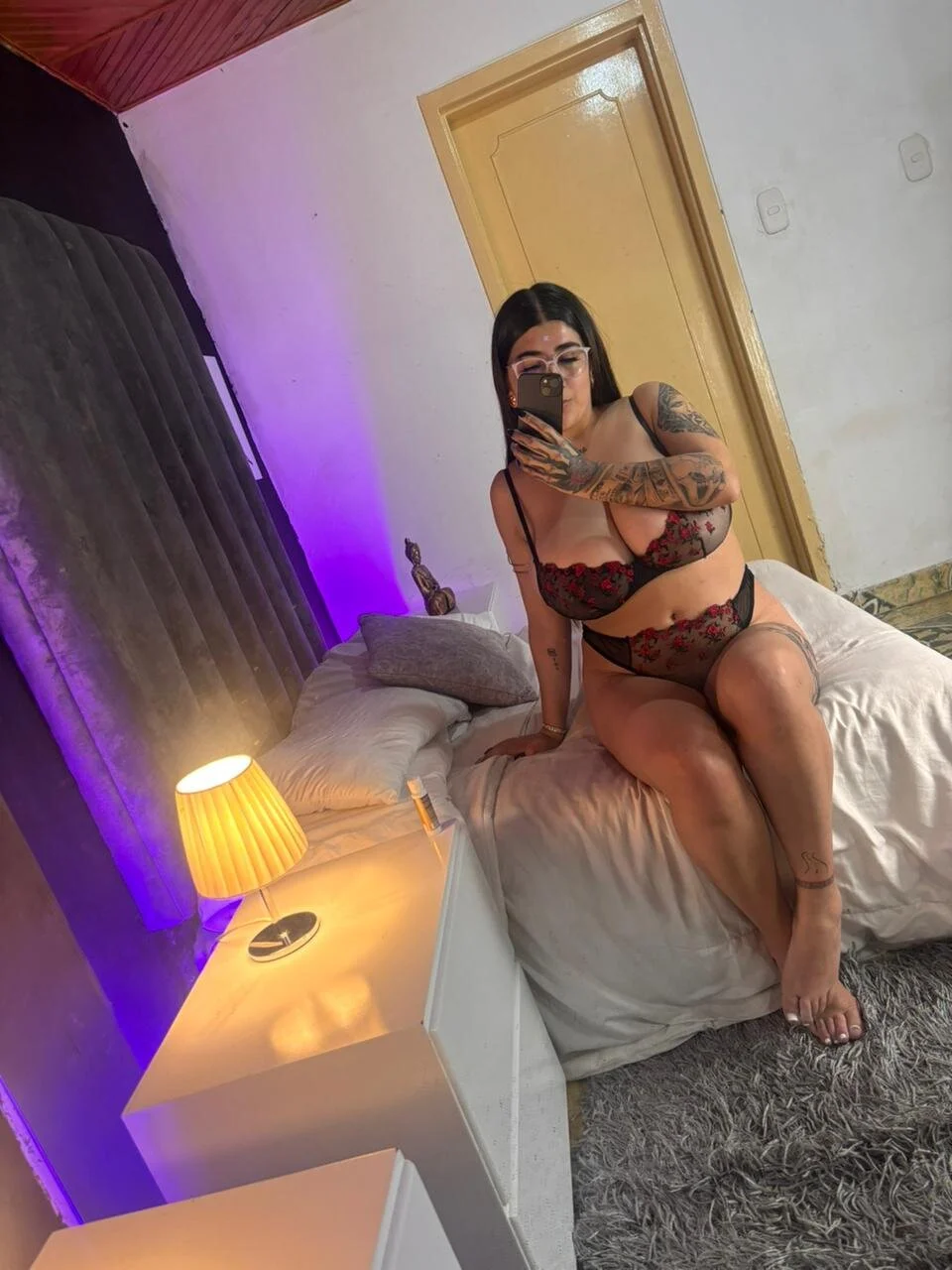 XXX Porn Photo of Nude Emily_Owens1 2