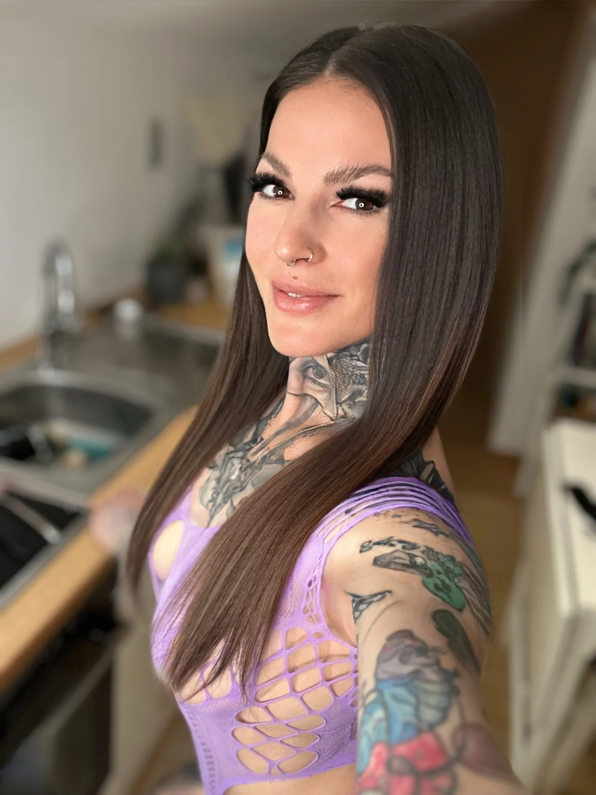 XXX Porn Photo of Nude BrownieyQueen 25
