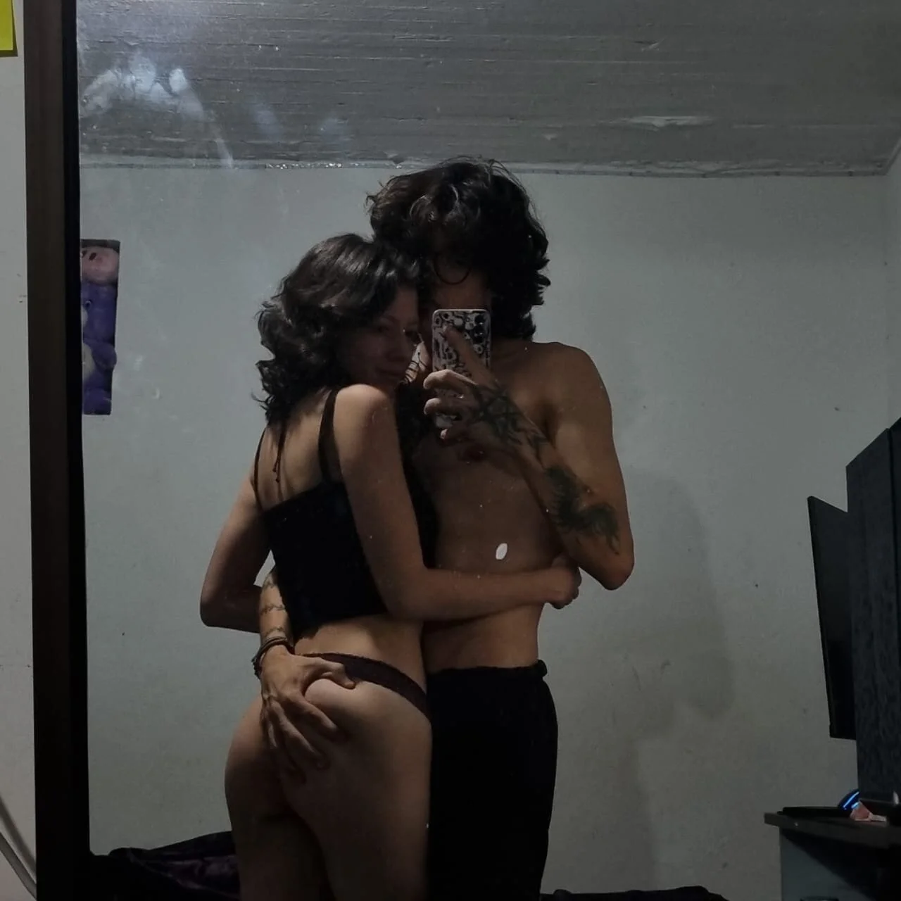 XXX Porn Photo of Nude Lovers_cave 5