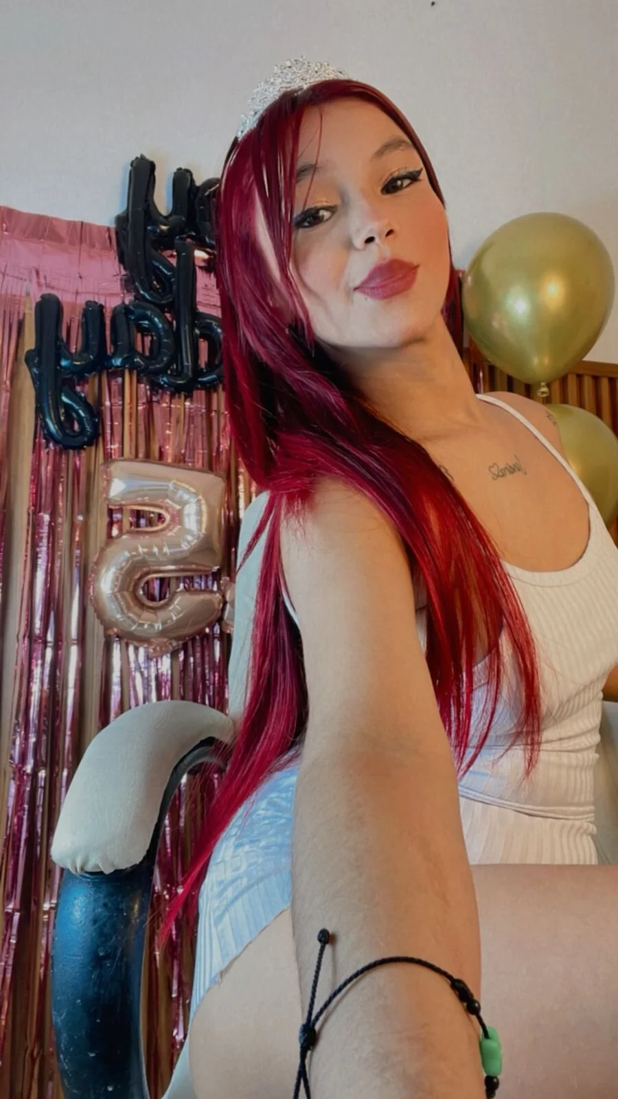 XXX Porn Photo of Nude gime_lara 188