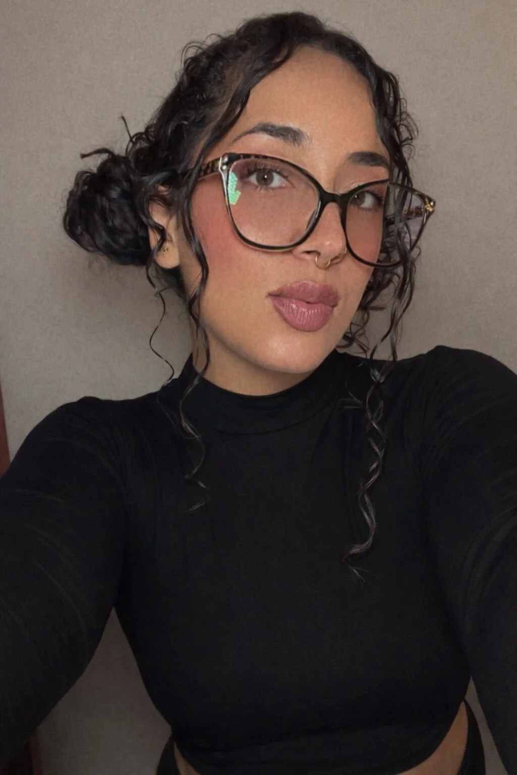 XXX Porn Photo of Nude Magic_ivone 2