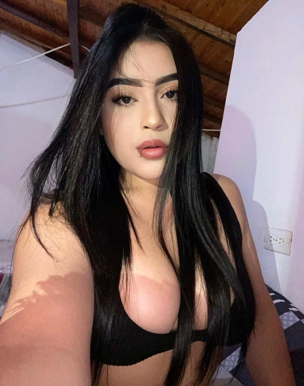 XXX Porn Photo of Nude Luna__Velvett_ 4