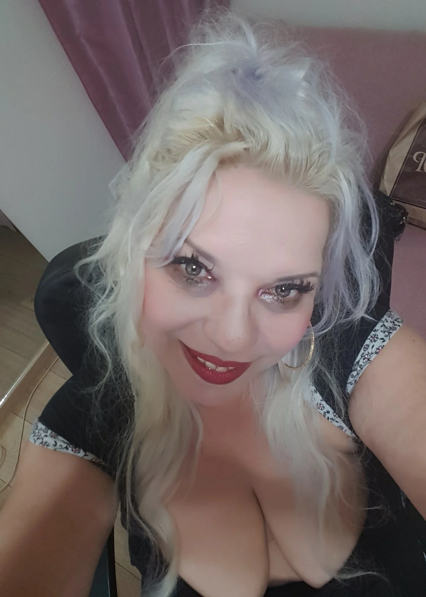 SonyaHotMilf