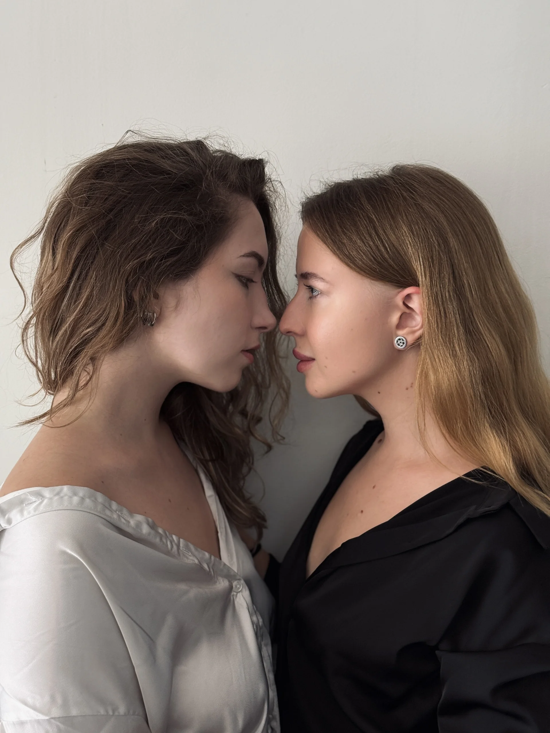 XXX Porn Photo of Nude Nura_n_Sarah 94