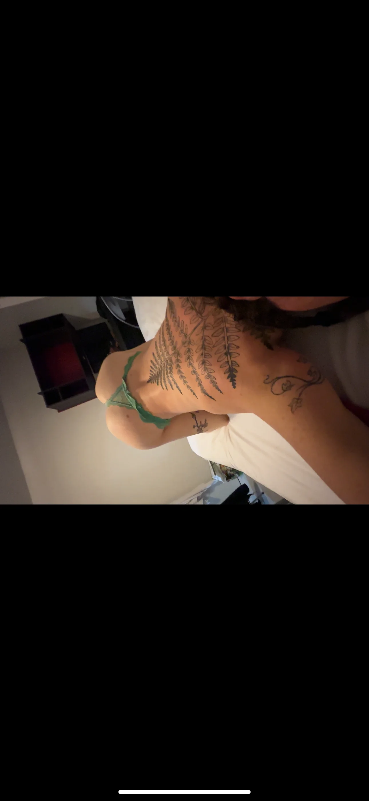 XXX Porn Photo of Nude _foxygirl_ 4