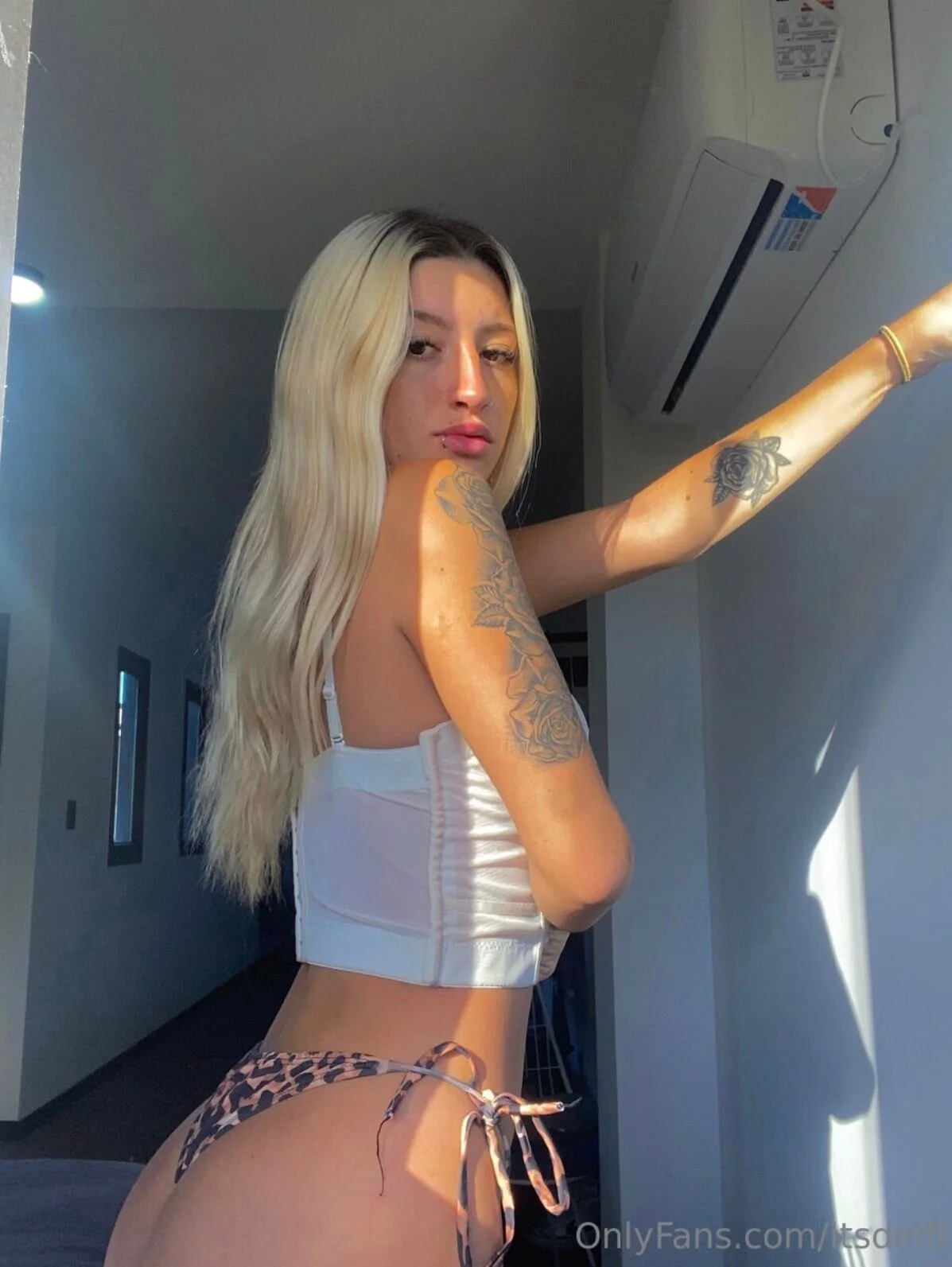 XXX Porn Photo of Nude lolalatinaa 8