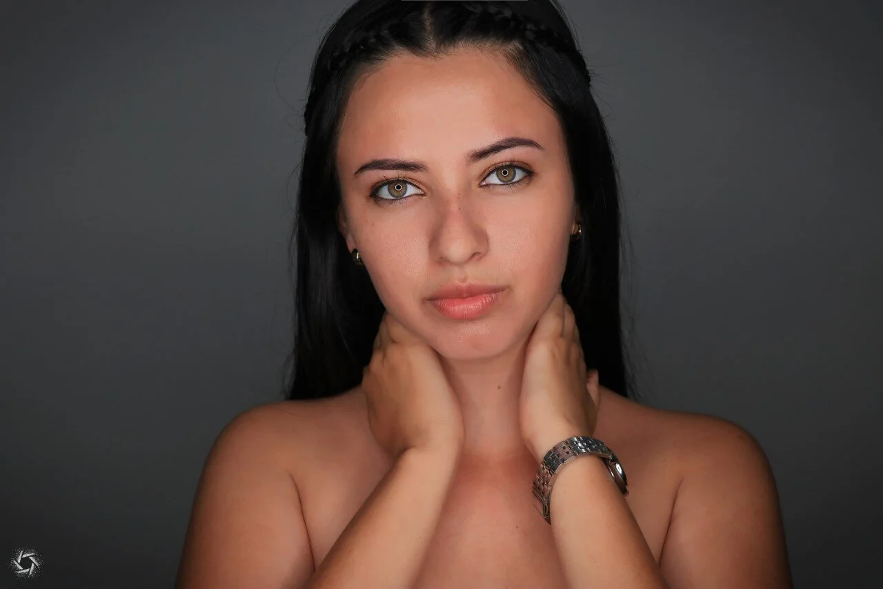 XXX Porn Photo of Nude Sara_Squirting_Heels 5