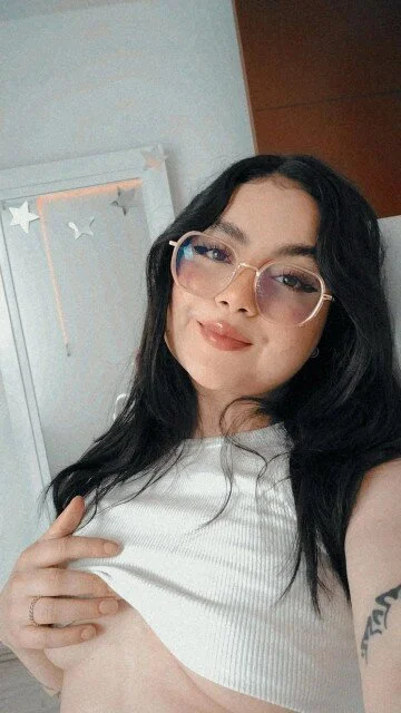 XXX Porn Photo of Nude montmariana 6