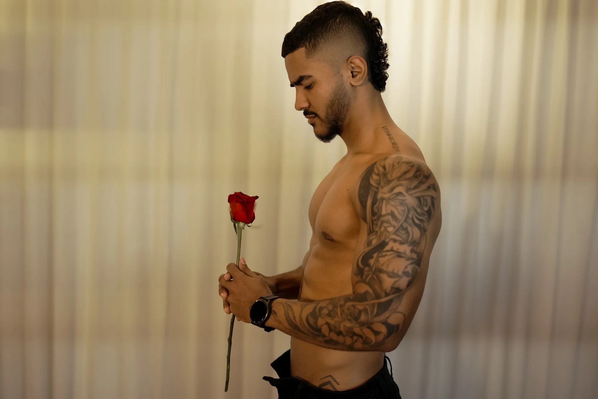XXX Porn Photo of Nude Reik_Vonn 14