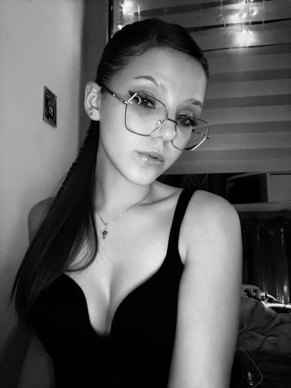 XXX Porn Photo of Nude LeonoreCarrelli 7