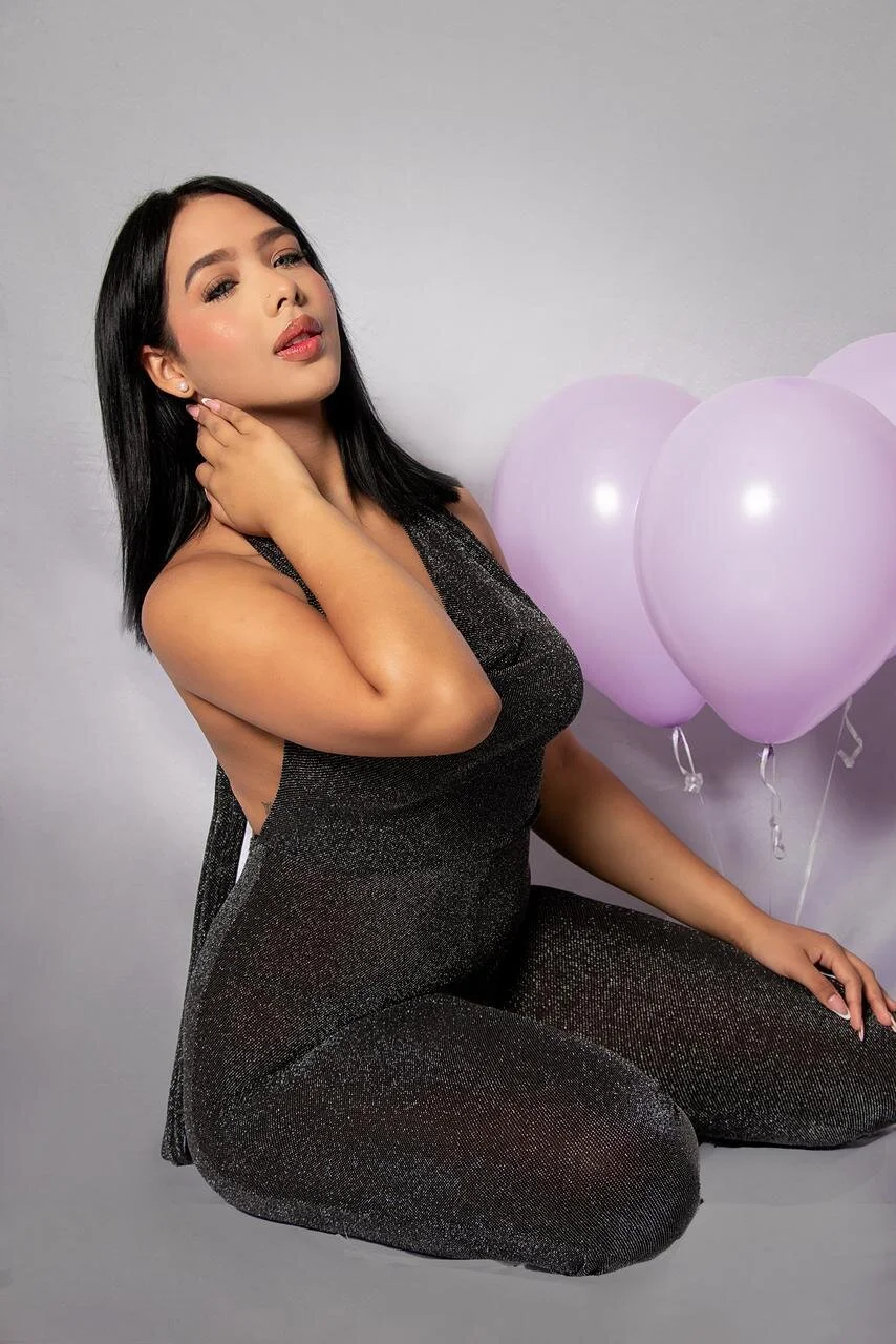 XXX Porn Photo of Nude HiilaryBrownn 13
