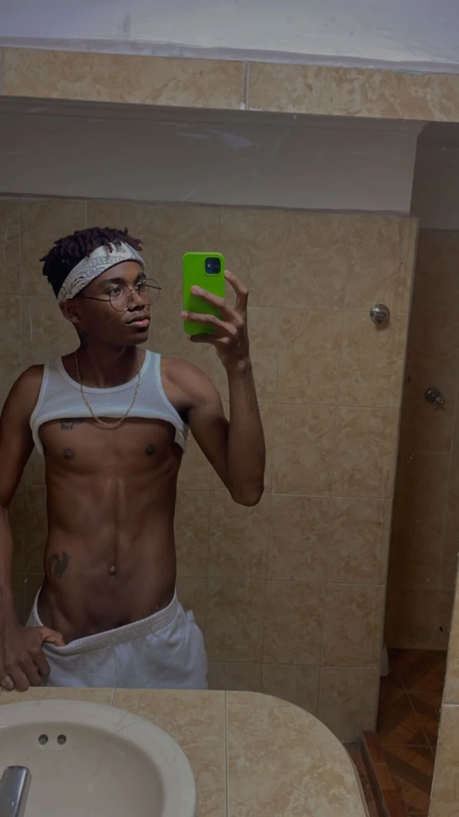 XXX Porn Photo of Nude fer_perez_ 16