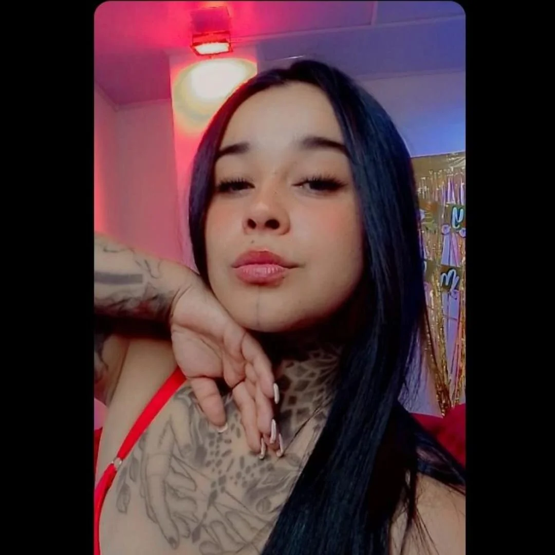 XXX Porn Photo of Nude Black_roseee 13