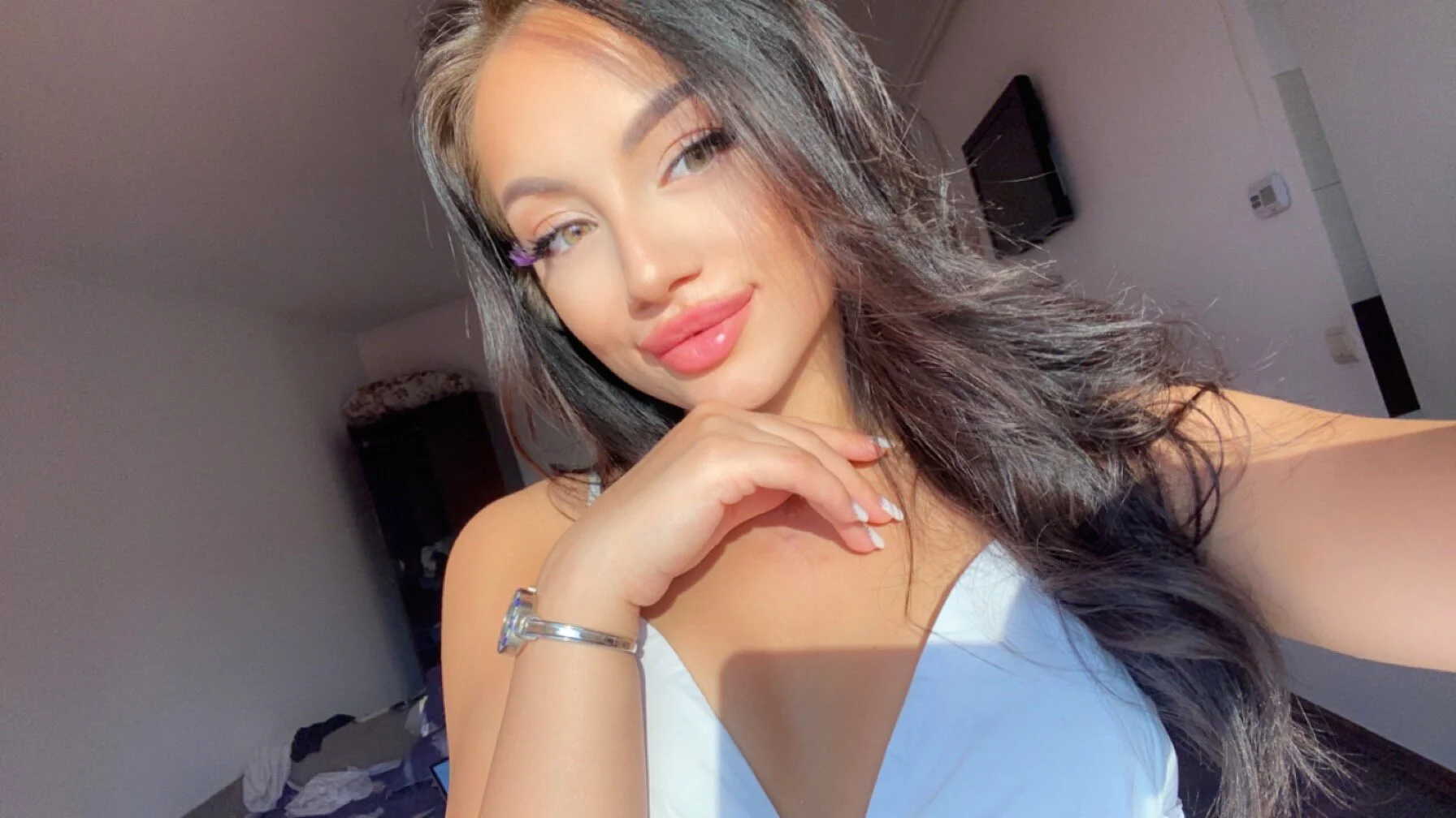 XXX Porn Photo of Nude KaylaLaine 18