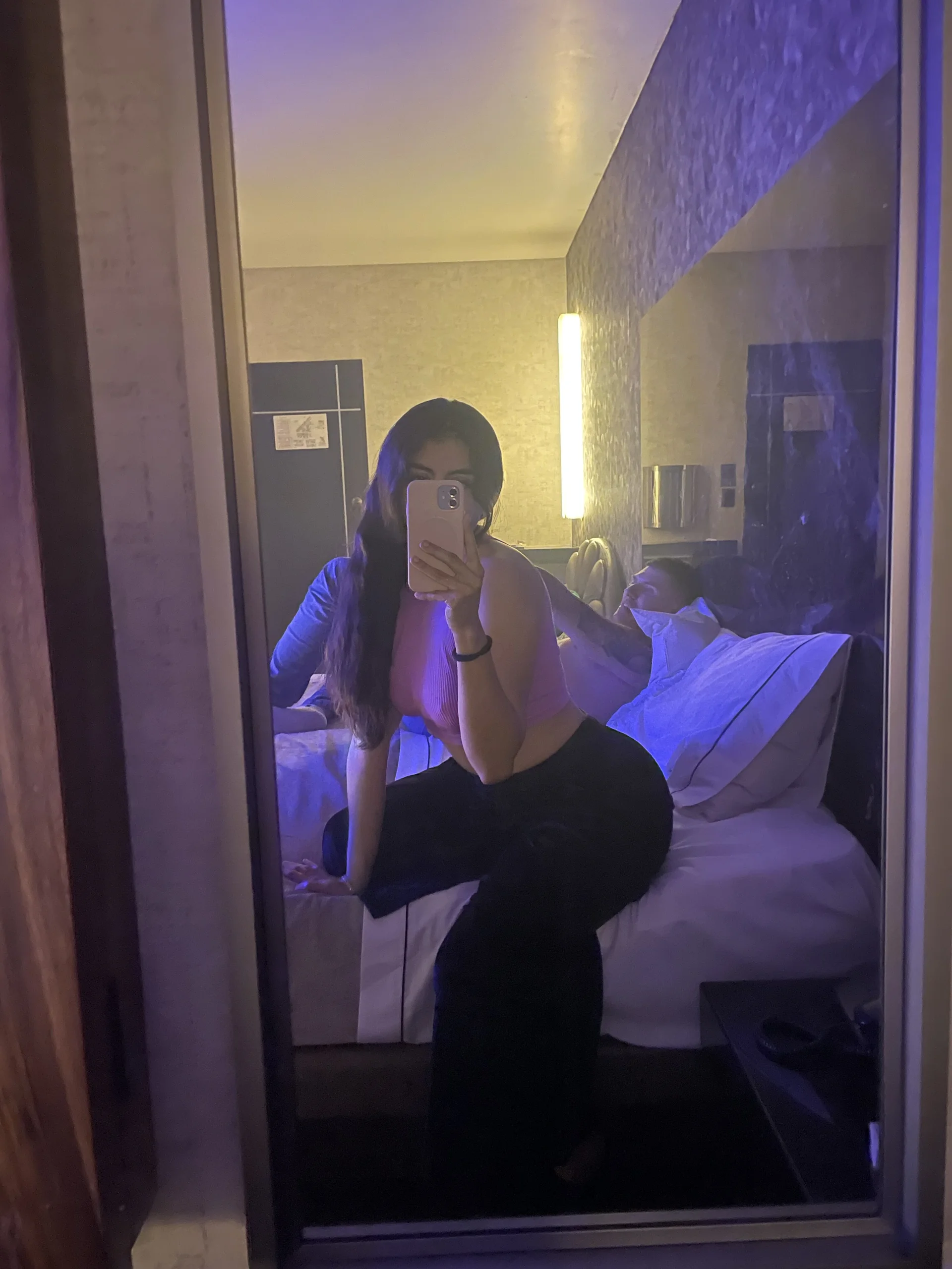 XXX Porn Photo of Nude SweetHushviolet 5