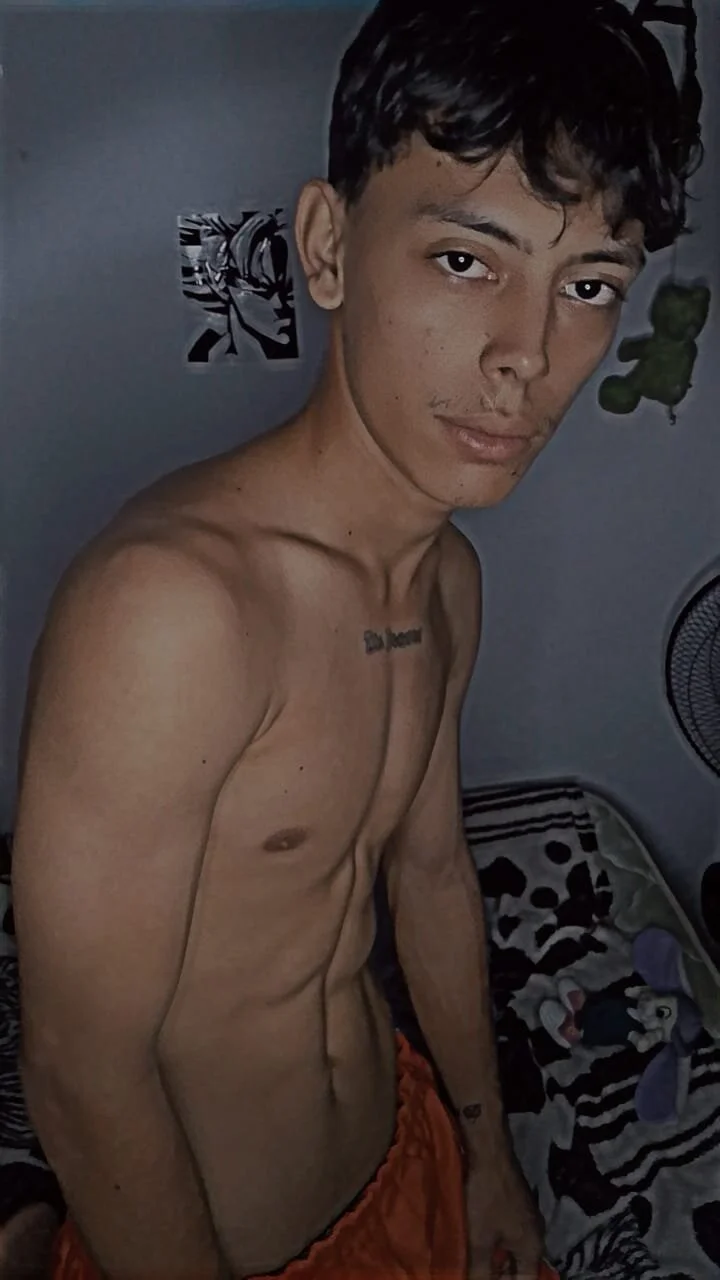 XXX Porn Photo of Nude Maicol_Garcia 2