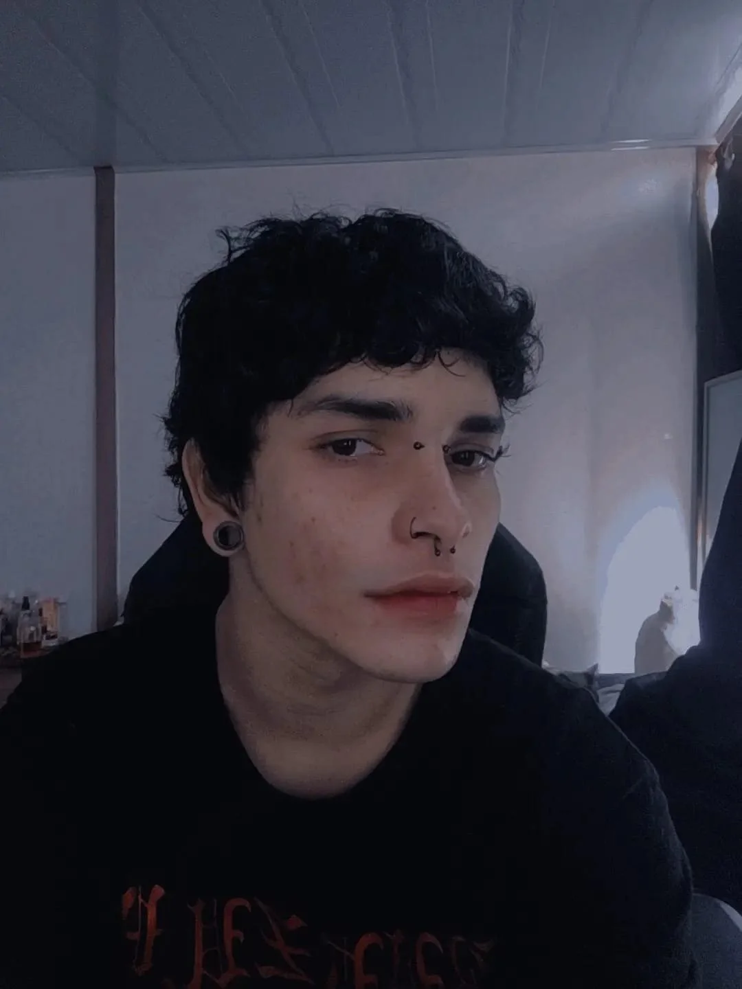 XXX Porn Photo of Nude lilgothboy 3