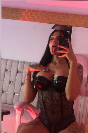 XXX Porn Photo of Nude kendall_submissive 5
