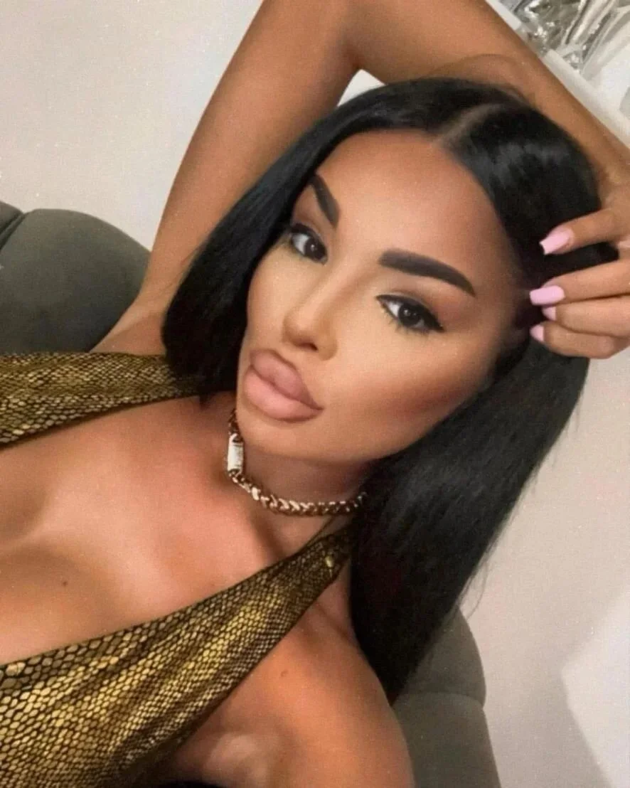 XXX Porn Photo of Nude CrazyDollxx 1