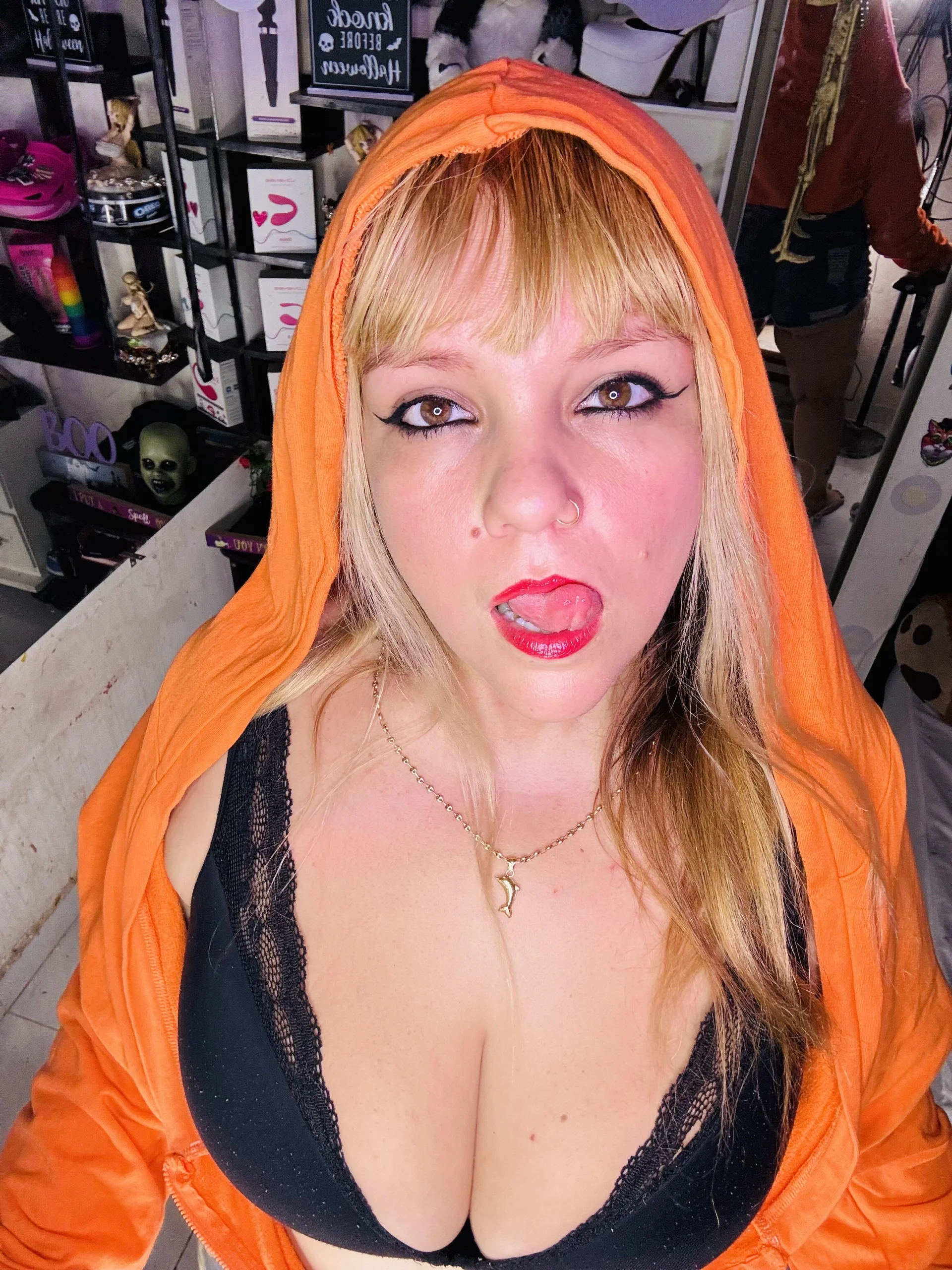 XXX Porn Photo of Nude allsson_queen 107