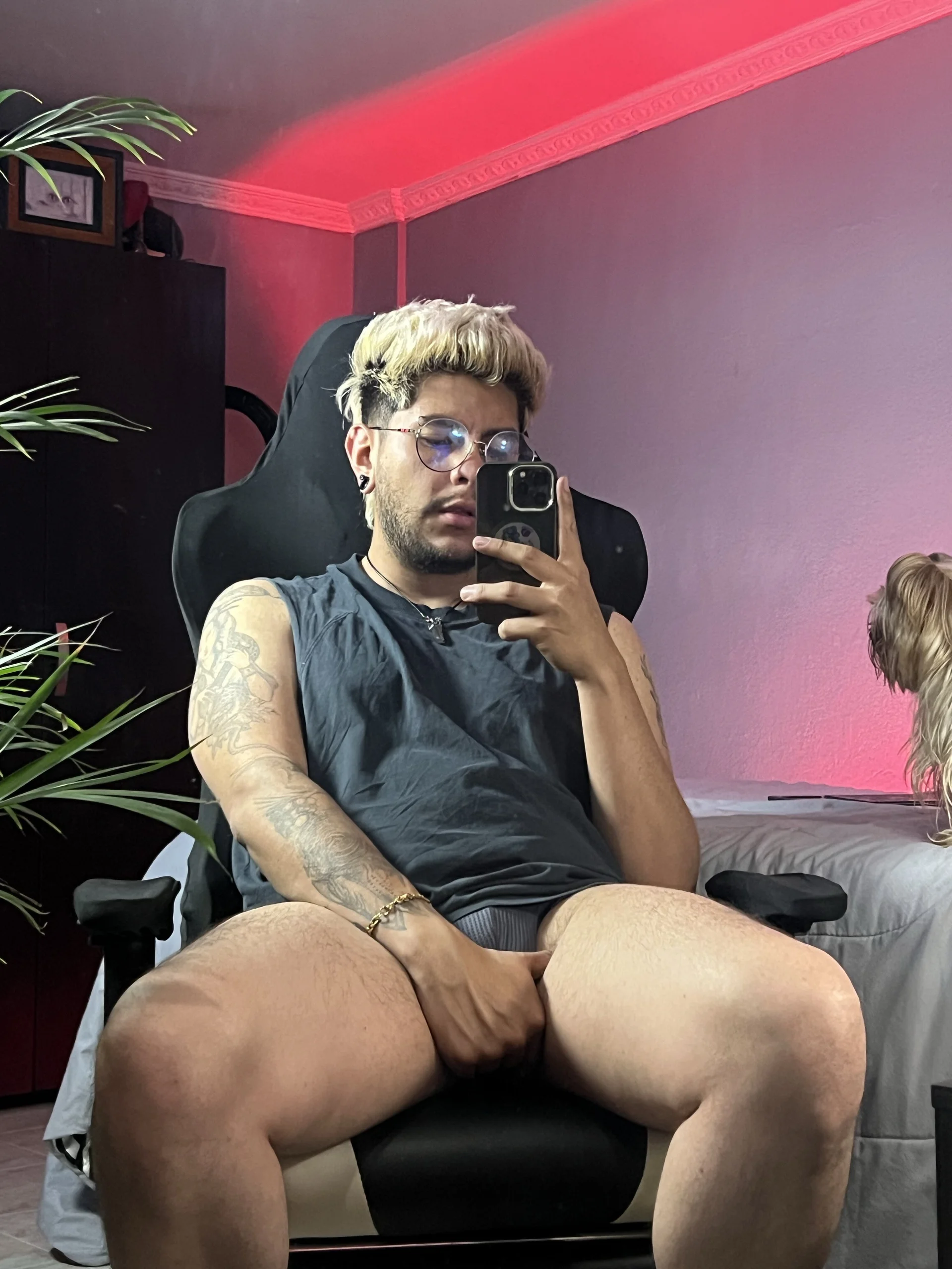 XXX Porn Photo of Nude Im_fer__ 2