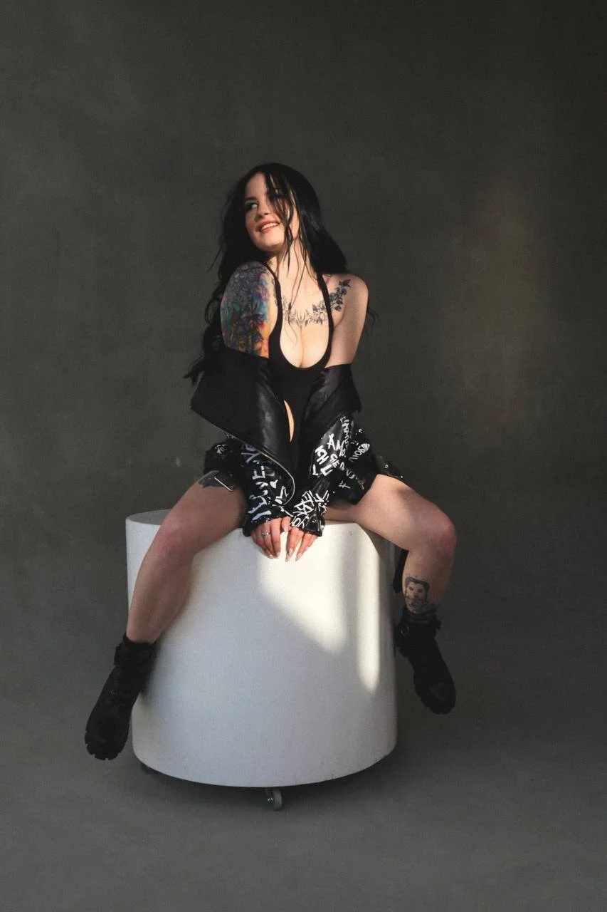 XXX Porn Photo of Nude AmberDismond 110