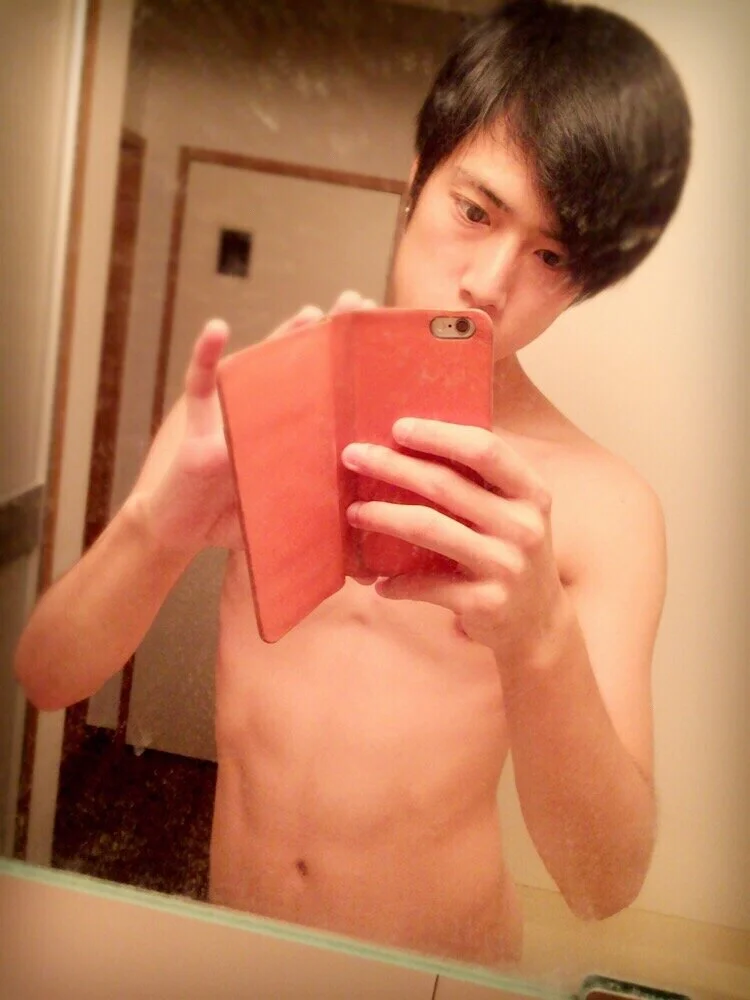 XXX Porn Photo of Nude shu_iori 4