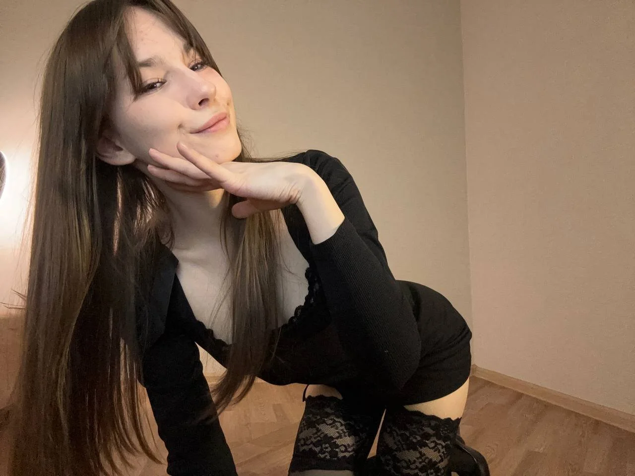 XXX Porn Photo of Nude emmelieflorence 62