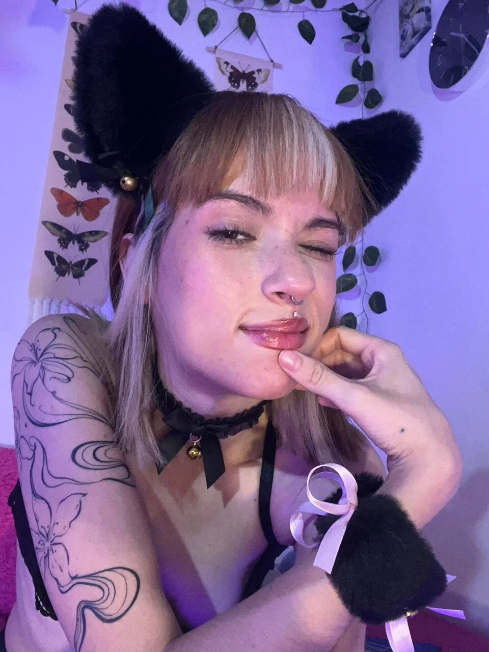 XXX Porn Photo of Nude AlaskaFlowerss1_ 28