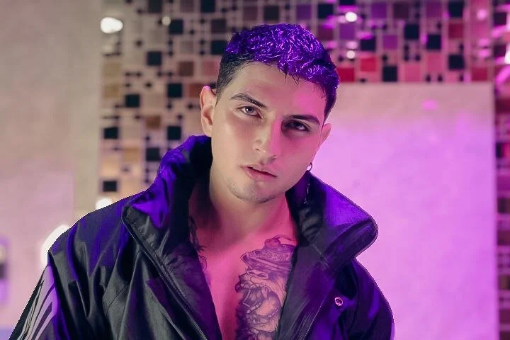 XXX Porn Photo of Nude Angeloferrocam 40