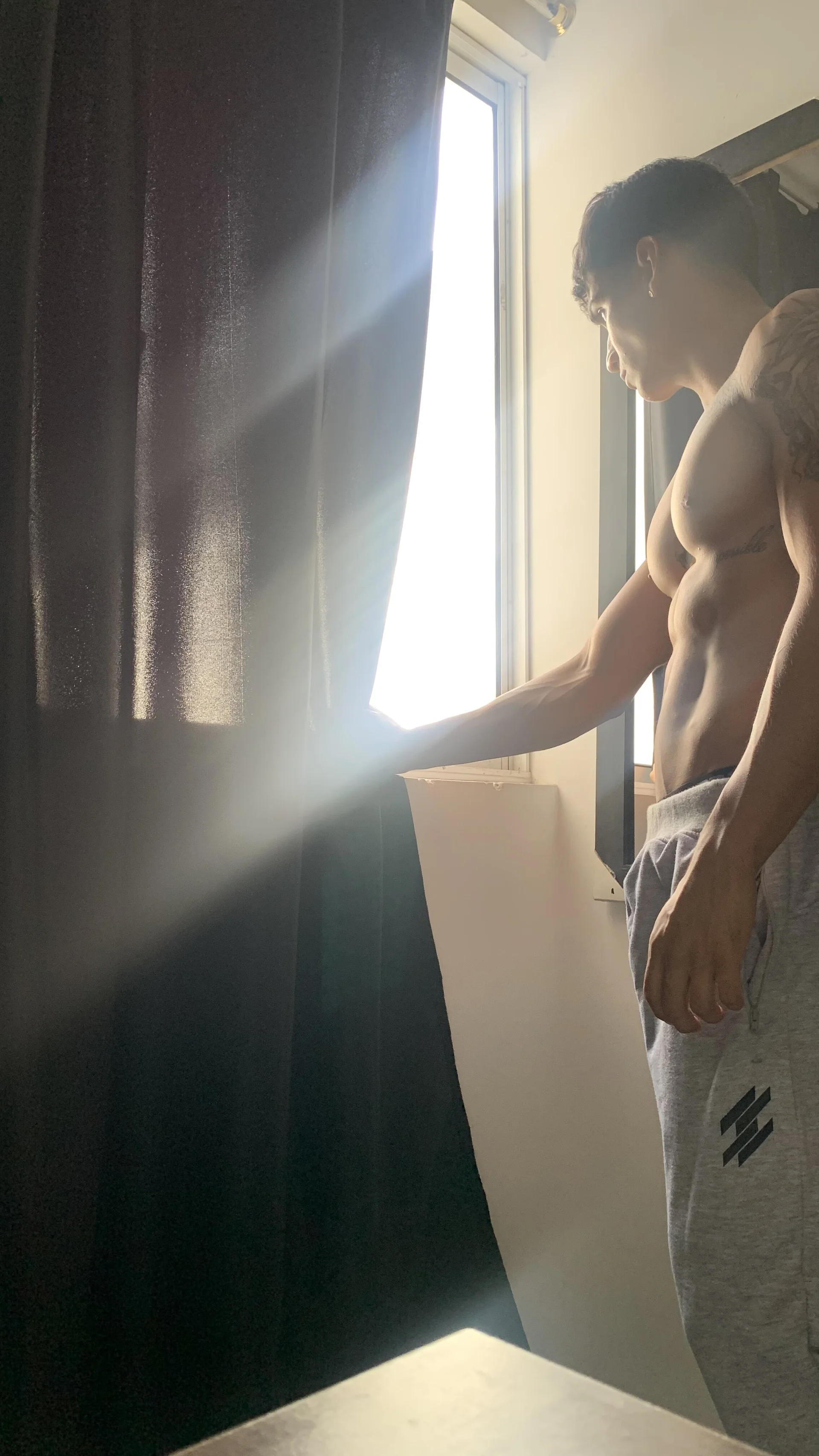 XXX Porn Photo of Nude muscle_boyhorny 144