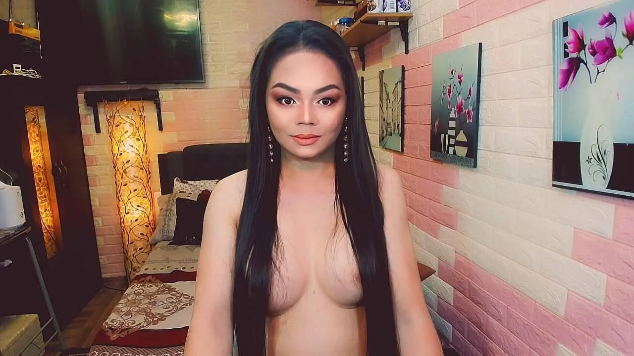 XXX Porn Photo of Nude urQUEENSELFSUCKER 5