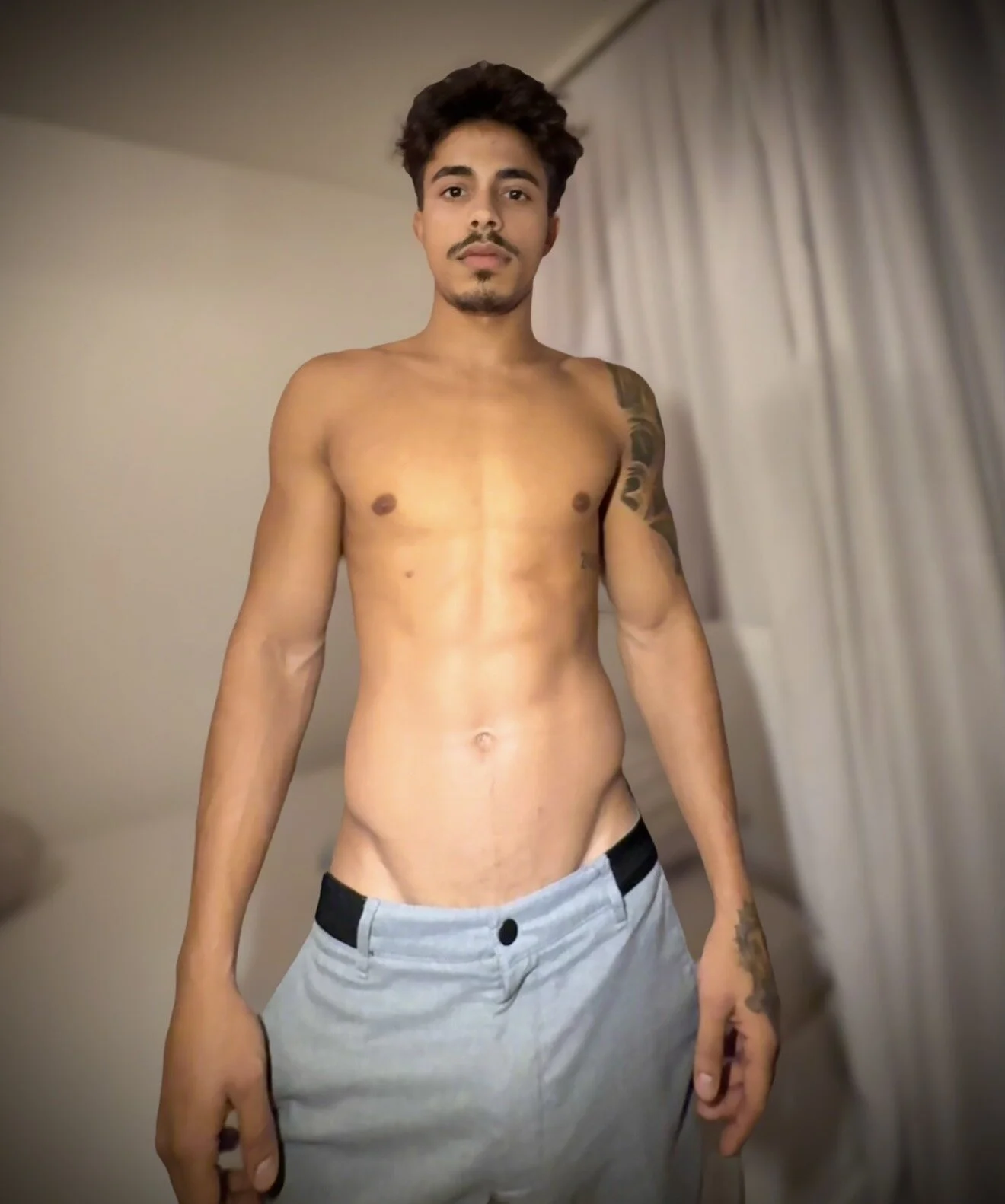 XXX Porn Photo of Nude AlexActive 4