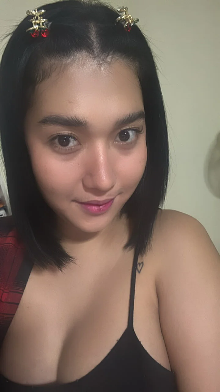 XXX Porn Photo of Nude xKATEMADNESSx 18