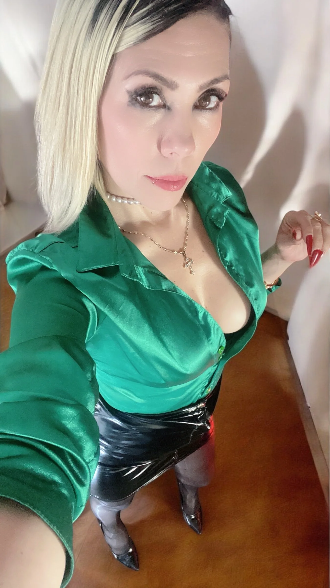 XXX Porn Photo of Nude MistressAndre 88