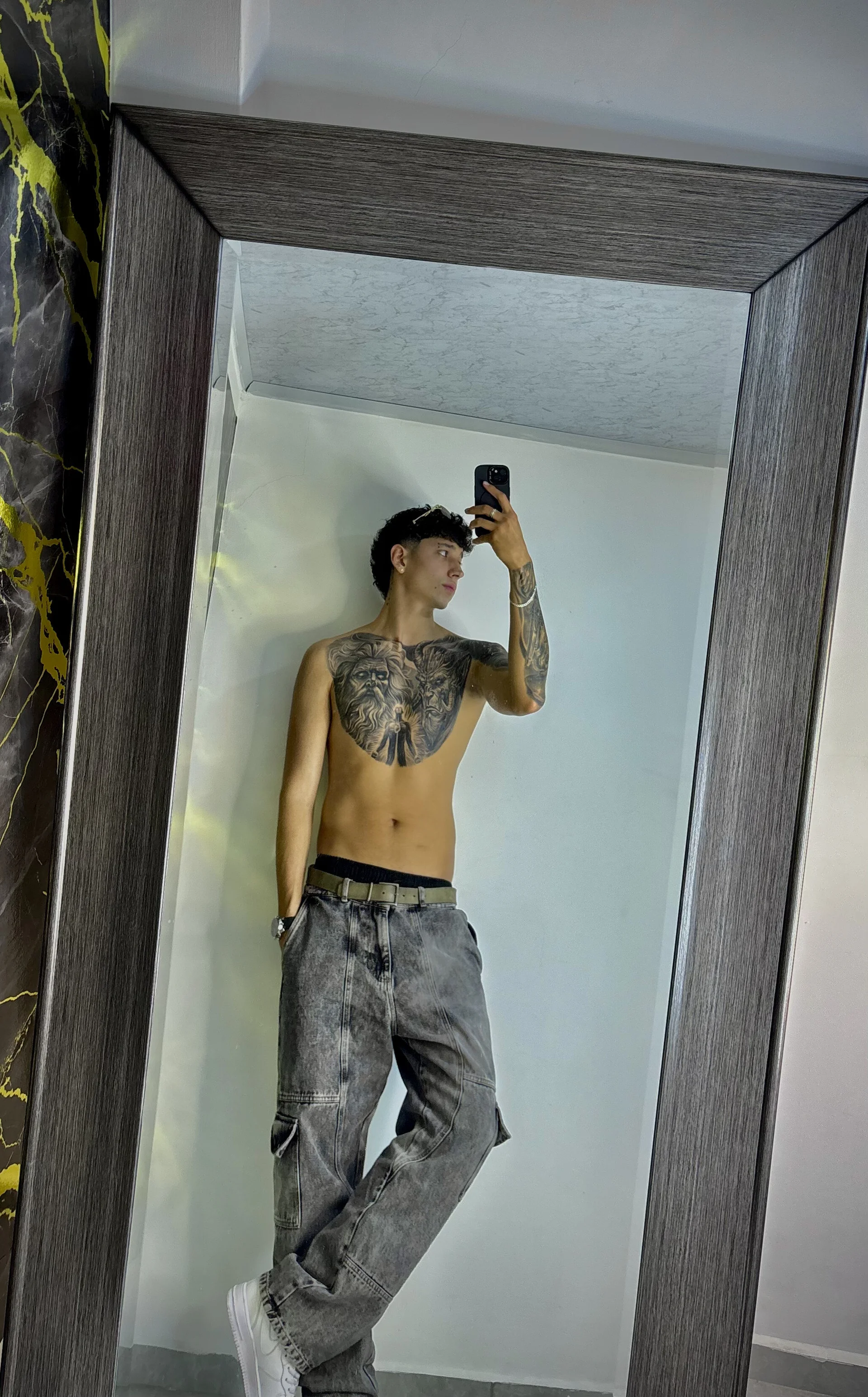 XXX Porn Photo of Nude eithan_boy_ 5