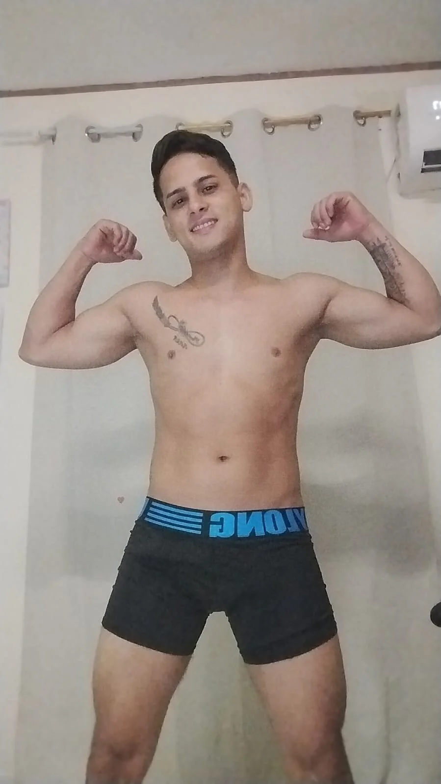 XXX Porn Photo of Nude sexy_andres01 23
