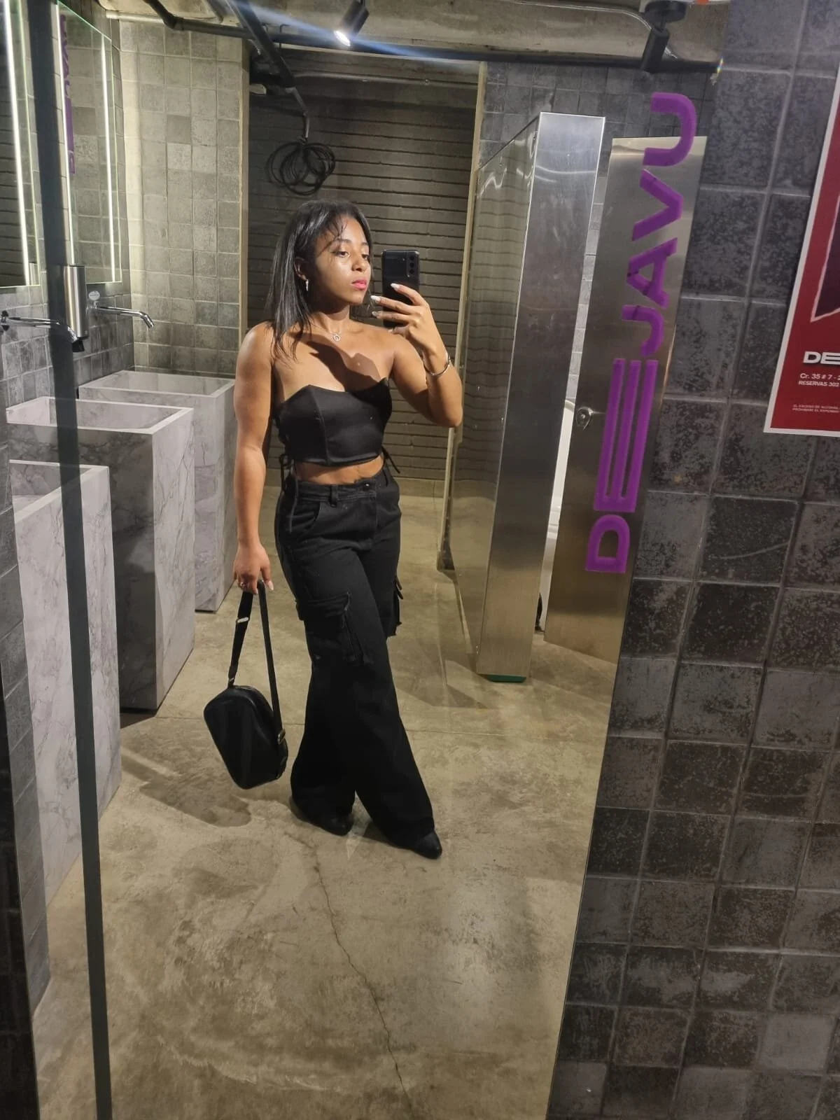 XXX Porn Photo of Nude avis_lara 13