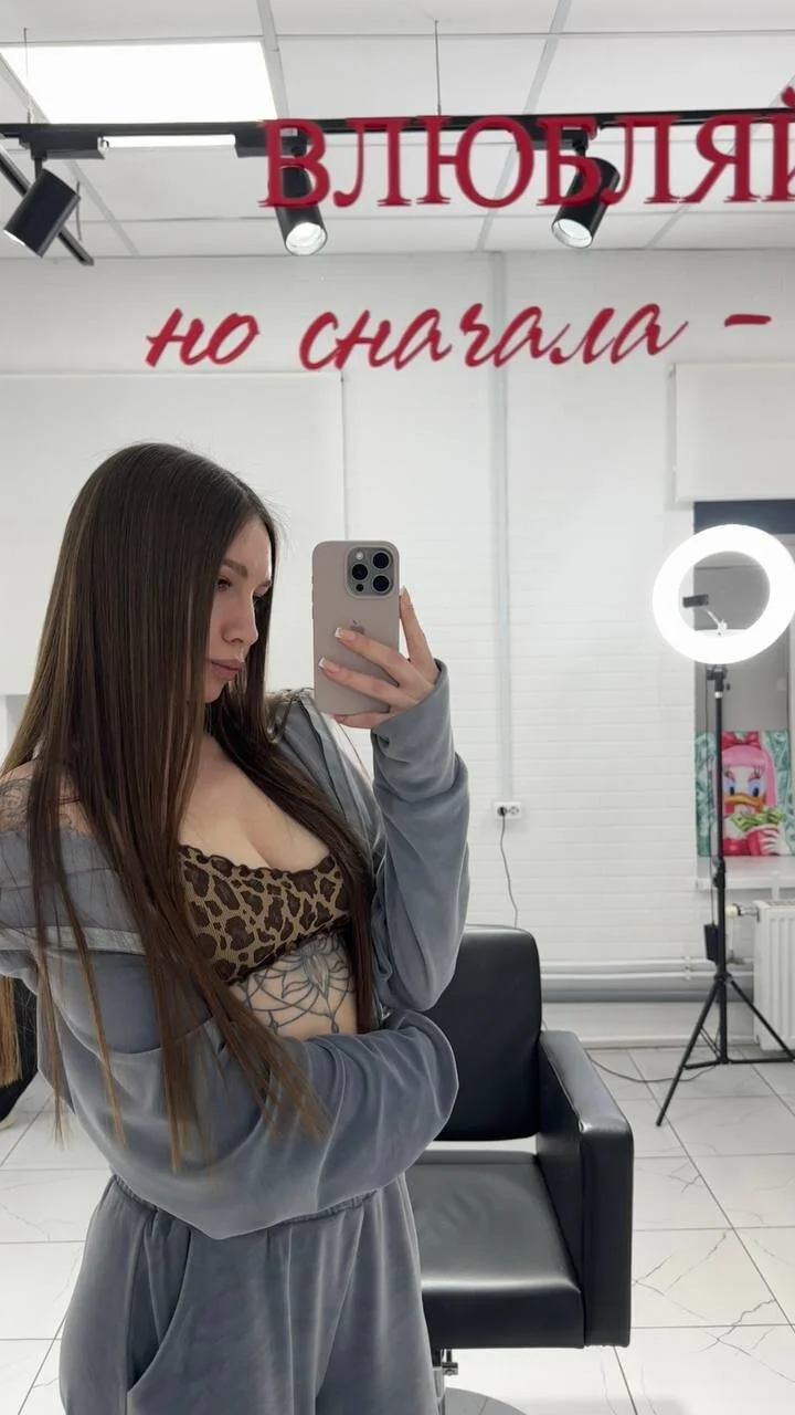 XXX Porn Photo of Nude KayleenSampaia 1