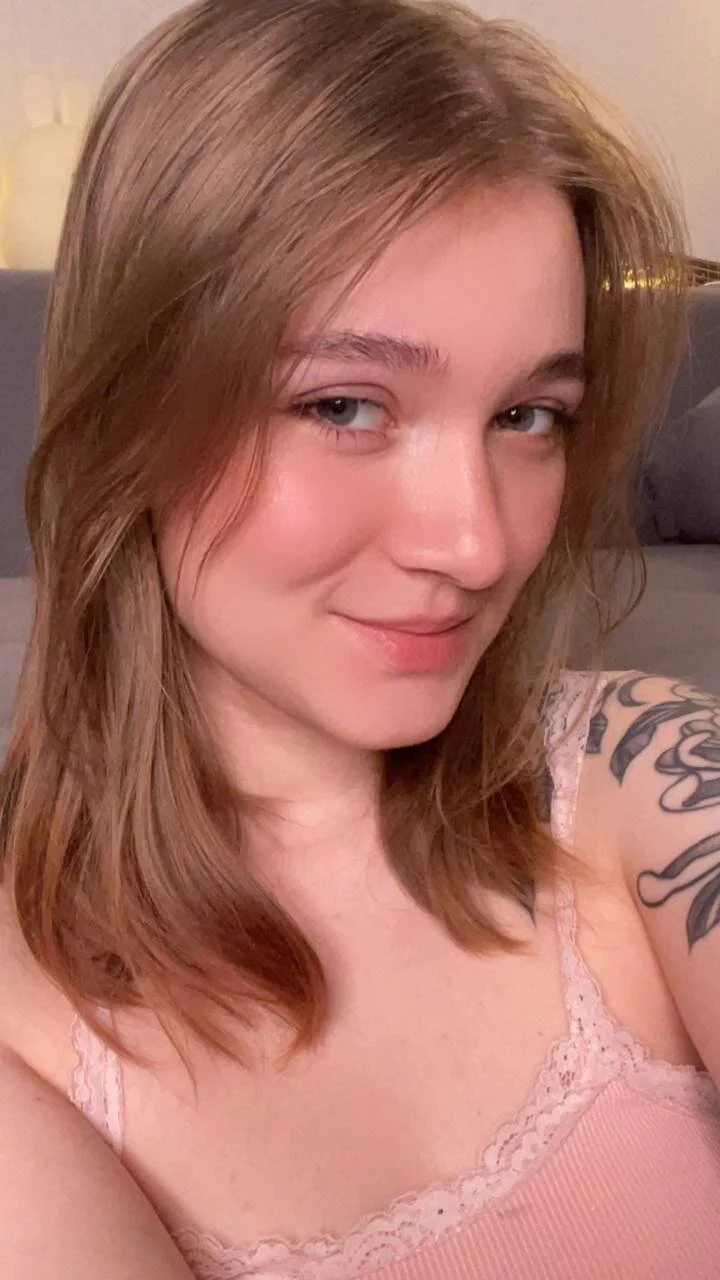 XXX Porn Photo of Nude Mirrrra1 18