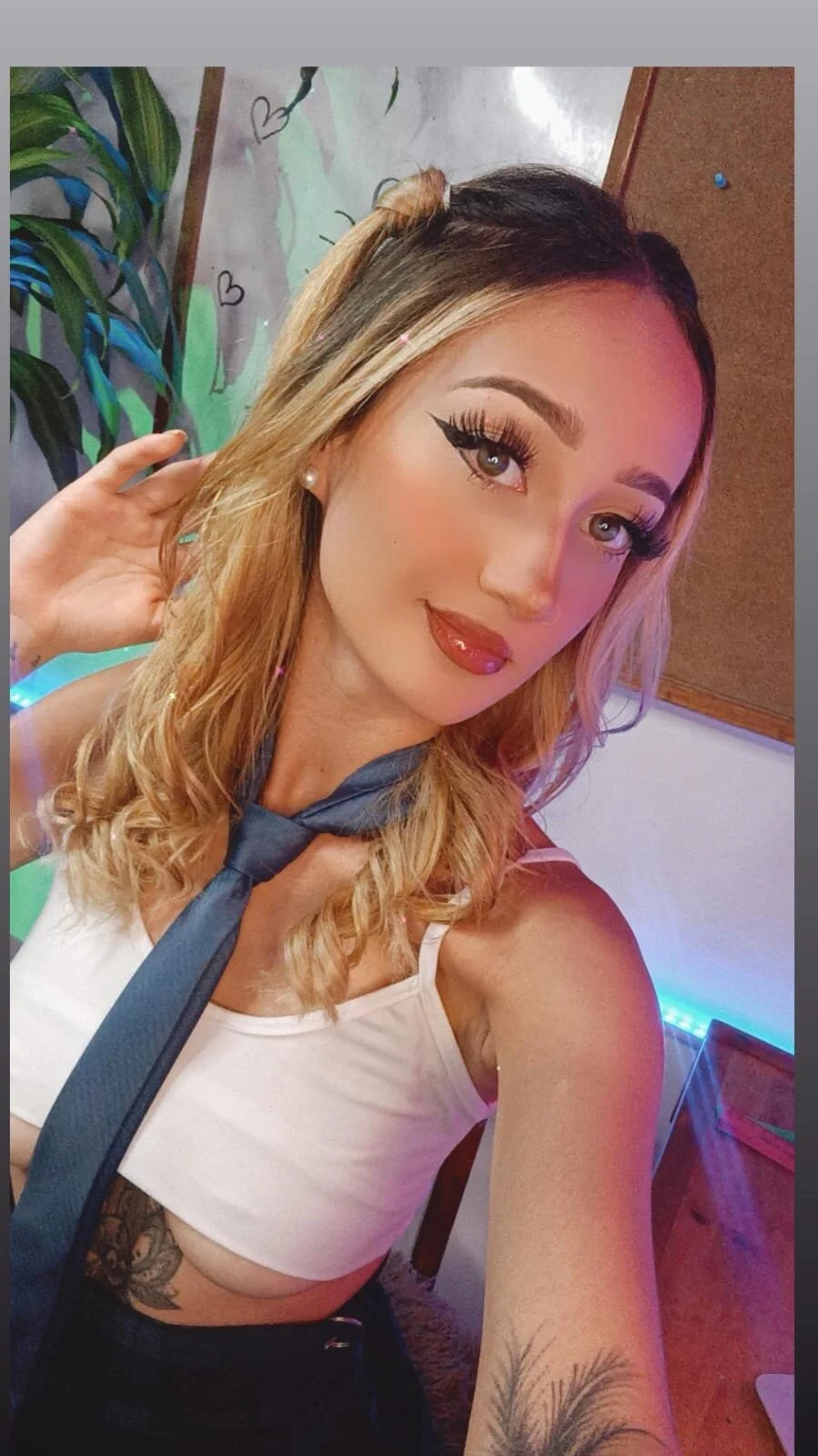 XXX Porn Photo of Nude Bella-White 11