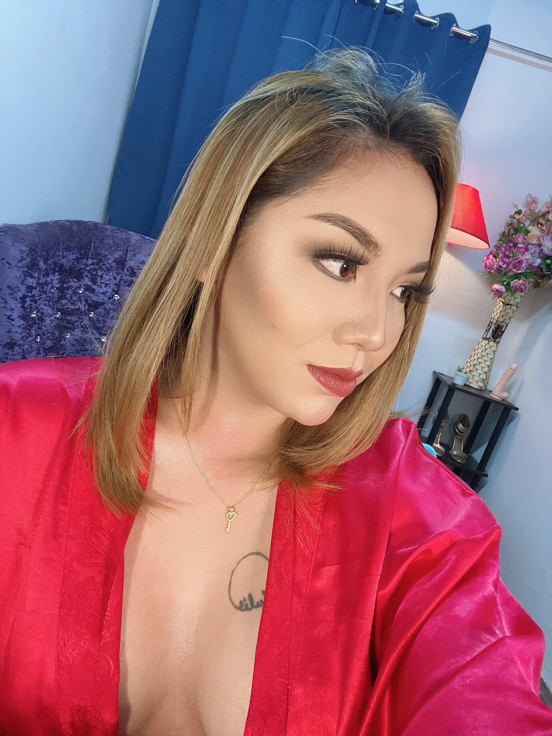 XXX Porn Photo of Nude OliviaWho 8