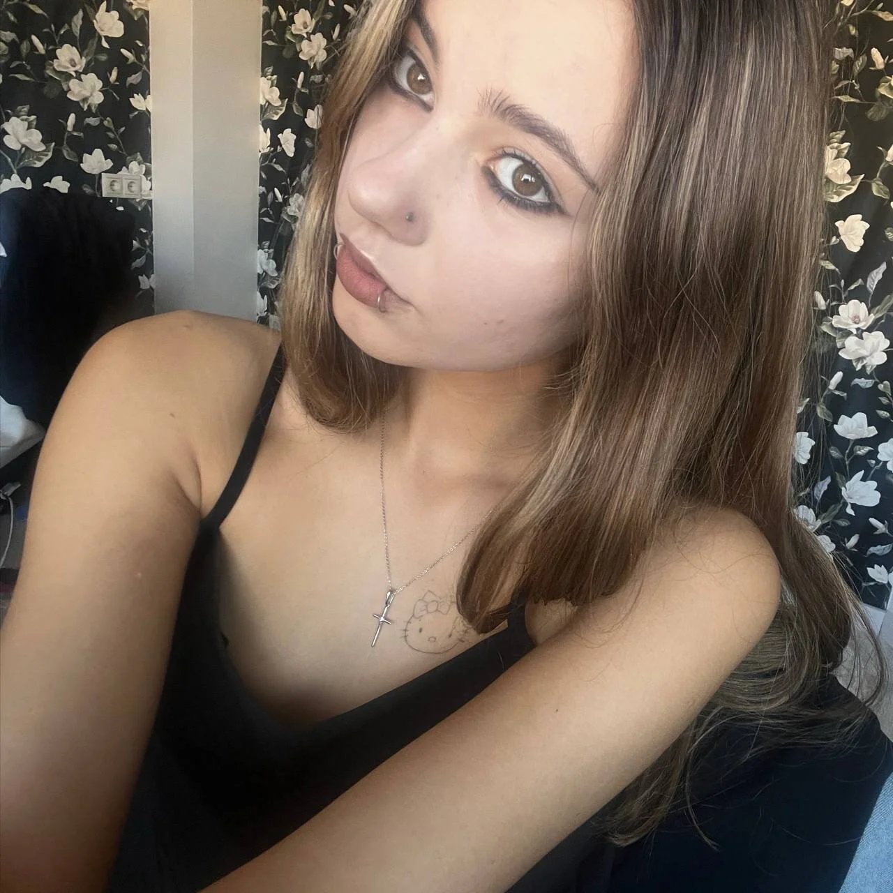 XXX Porn Photo of Nude angel_lin 2